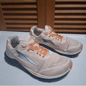 Altra Torin 5 Women's Running Shoe * Size: 8